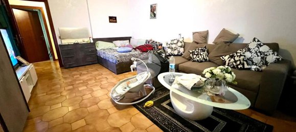 4-Zimmer Wohnung in Rome, Italy, Nr. 35620 6