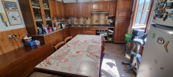 5 rooms Apartment in Massarosa, Italy No. 172120 6