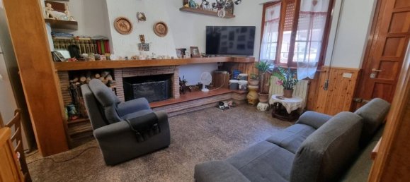 5 rooms Apartment in Massarosa, Italy No. 172120 5