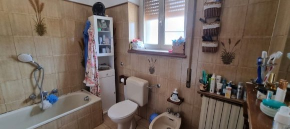 5 rooms Apartment in Massarosa, Italy No. 172120 11