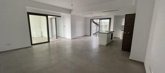 3 bedrooms Apartment in Limassol, Cyprus No. 2259 4