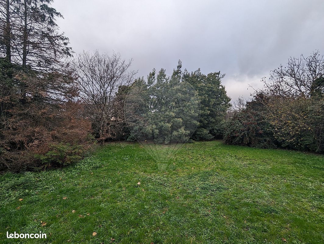 Grundstück in Sainte-Luce-sur-Loire, France 354m², Nr. 99198