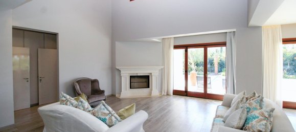 Villa de 6 dormitorios en Aphrodite Hills, Cyprus No. 22343 9