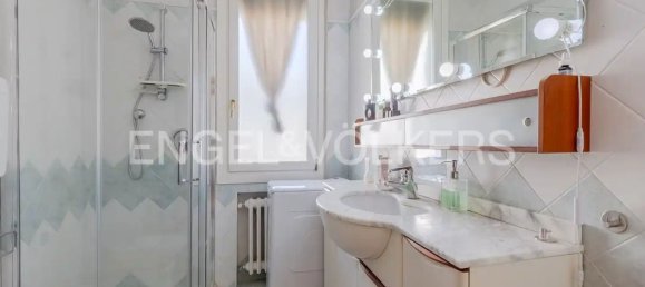 Квартира с 4 комнатами в Венеция, Италия № 109267 18