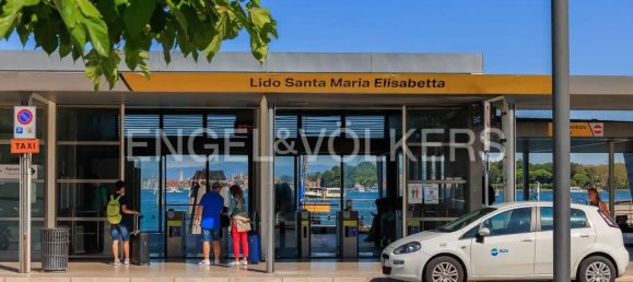 Квартира с 4 комнатами в Венеция, Италия № 109267 2