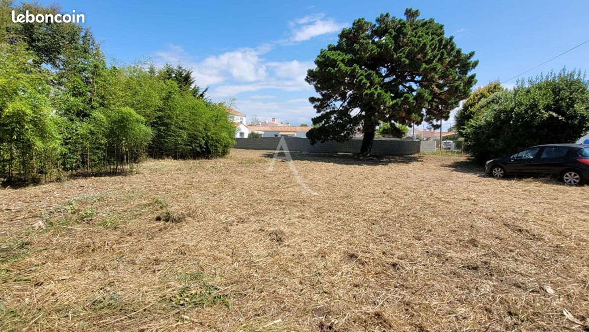 901m² Land in Barbatre, France No. 287934