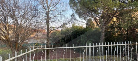 7 rooms Apartment in Vicenza, Italy No. 25469 4