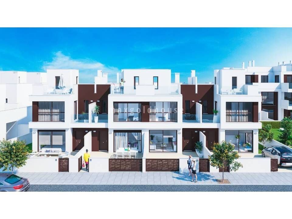 Adosado de 3 dormitorios en Alicante, Spain No. 240789