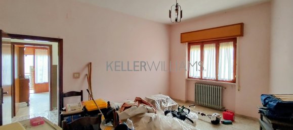 4 Schlafzimmer Wohnung in Ancona, Italy, Nr. 288975 9