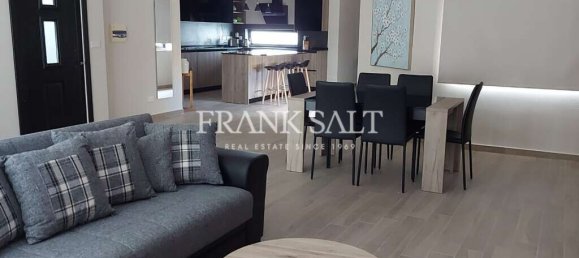 3 bedrooms Penthouse in Kercem, Malta No. 5800 2