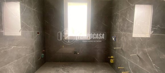 3 Schlafzimmer Wohnung in Castelfranco Emilia, Italy, Nr. 98162 10