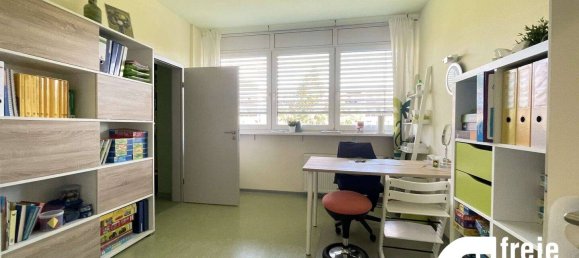 4-salle Bureau à Dresden, Germany No. 309643 2