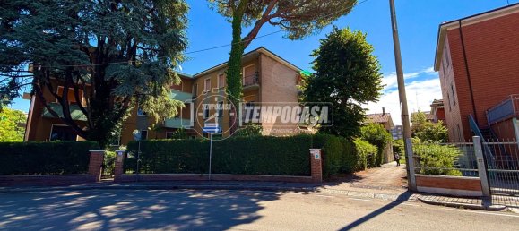 4-Zimmer Wohnung in Bologna, Italy, Nr. 335345 9