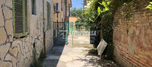 4-Zimmer Wohnung in Bologna, Italy, Nr. 335345 22