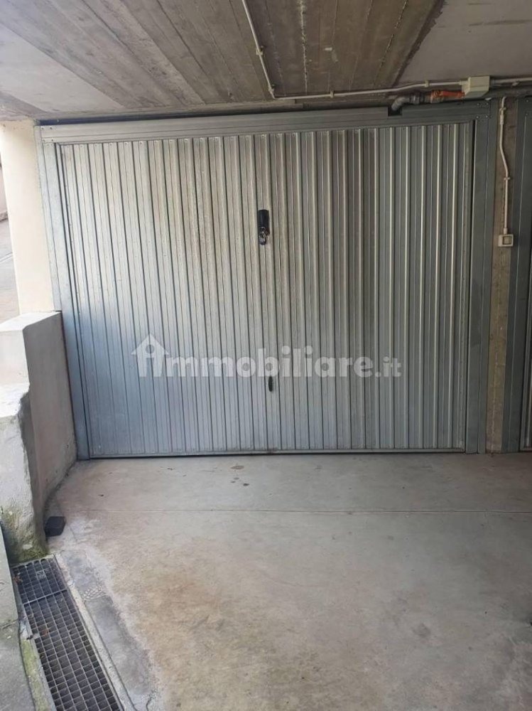 40m² Garage in Collegno, Italy No. 255530