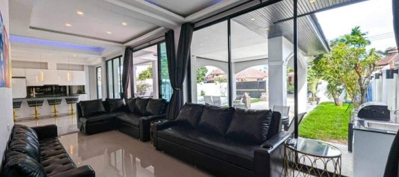 7 Schlafzimmer Villa in Pattaya, Thailand, Nr. 23438 10