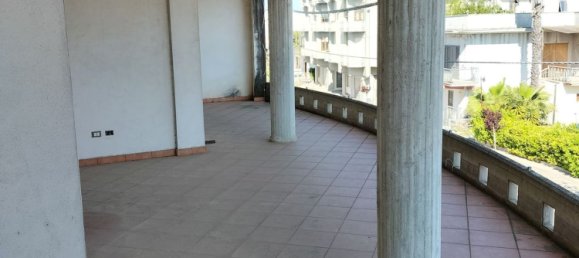 900m² Building in Aradeo, Italy No. 131228 8