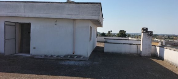 900m² Building in Aradeo, Italy No. 131228 22