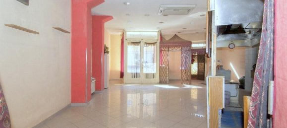 2غرفة عقار تجاري في Poggibonsi, Italy رقم 14250 12