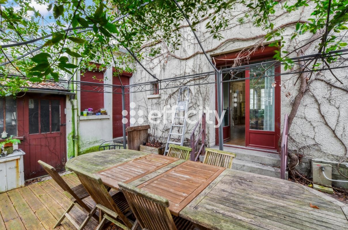 5 Schlafzimmer Haus in La Garenne-Colombes, France, Nr. 347286