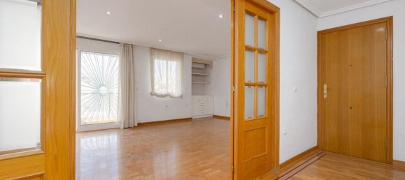 Apartamento T4 em Estepona, Spain N.º 175774 4