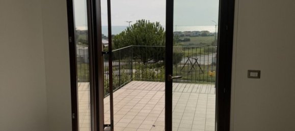 5 chambres Maison à Potenza Picena, Italy No. 336720 9