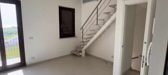 5 chambres Maison à Potenza Picena, Italy No. 336720 14