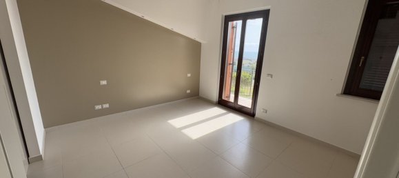 5 chambres Maison à Potenza Picena, Italy No. 336720 15