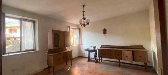 Casa de 5 habitaciónes en Udine, Italy No. 107304 32