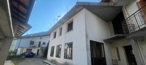 Casa de 5 habitaciónes en Udine, Italy No. 107304 6