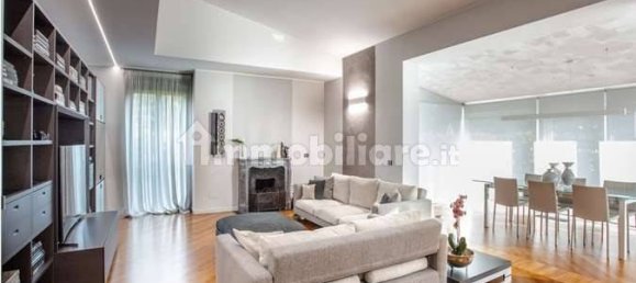 5 rooms Building in Stalettì, Italy No. 98901 8