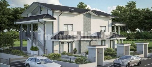 5 rooms Building in Stalettì, Italy No. 98901 4