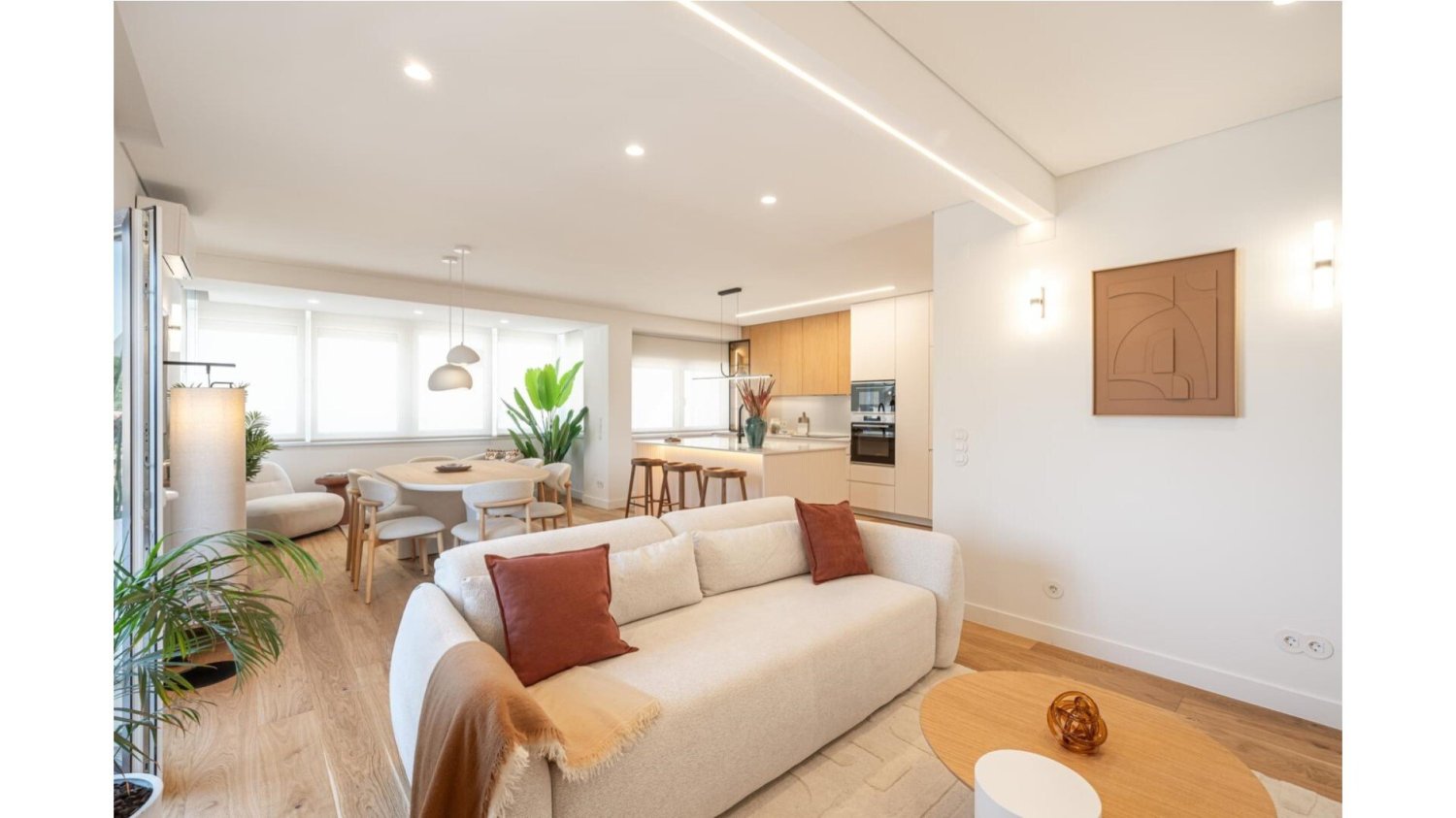 3 bedrooms Apartment in Cascais, Portugal No. 247490