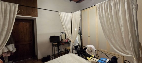 5 rooms Apartment in Chiusi, Italy No. 45923 30