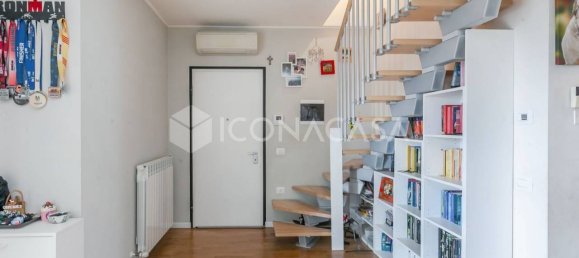 3 bedrooms Penthouse in Milan, Italy No. 337652 10