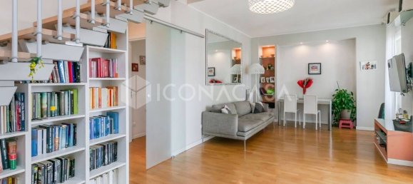 3 bedrooms Penthouse in Milan, Italy No. 337652 3