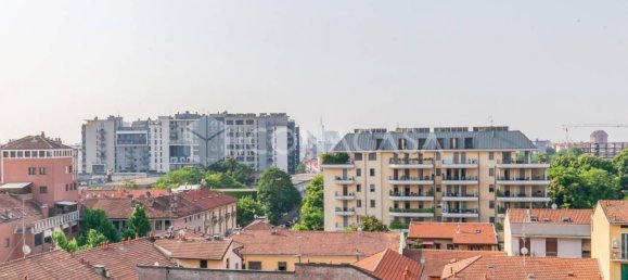 3 bedrooms Penthouse in Milan, Italy No. 337652 20