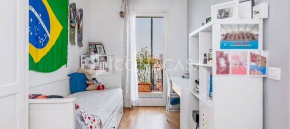 3 bedrooms Penthouse in Milan, Italy No. 337652 22