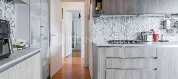 3 bedrooms Penthouse in Milan, Italy No. 337652 17