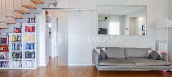3 bedrooms Penthouse in Milan, Italy No. 337652 5