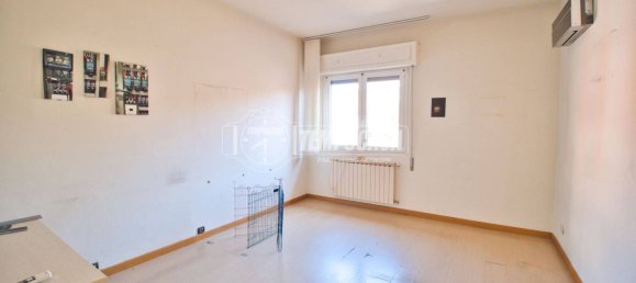 Casa de 4 dormitorios en Novara, Italy No. 296386 10