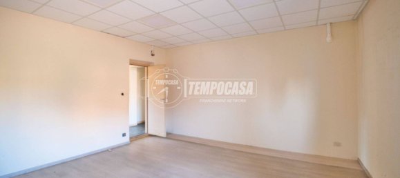 Casa de 4 dormitorios en Novara, Italy No. 296386 19