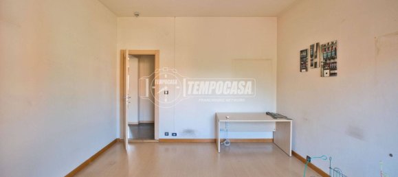 Casa de 4 dormitorios en Novara, Italy No. 296386 11