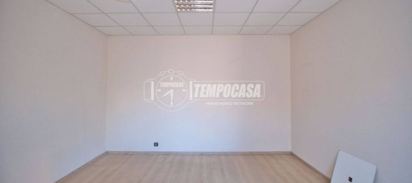 Casa de 4 dormitorios en Novara, Italy No. 296386 20