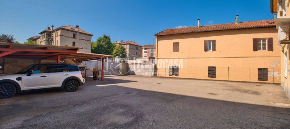 Casa de 4 dormitorios en Novara, Italy No. 296386 4