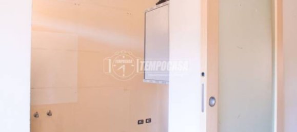 Casa de 4 dormitorios en Novara, Italy No. 296386 28