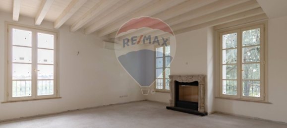 3 bedrooms Apartment in Mairano, Italy No. 352704 8
