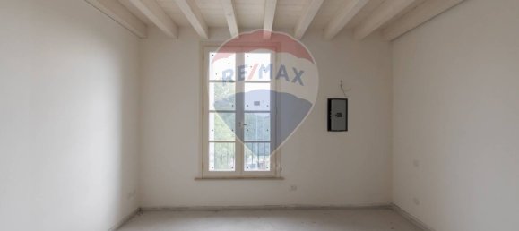 3 bedrooms Apartment in Mairano, Italy No. 352704 21