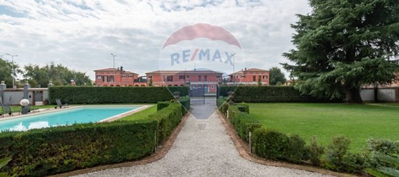 3 bedrooms Apartment in Mairano, Italy No. 352704 22