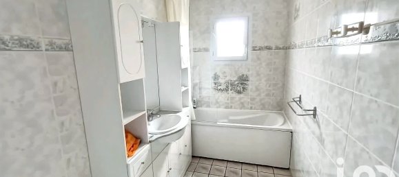 3 Schlafzimmer Haus in Buchy, France, Nr. 356150 8